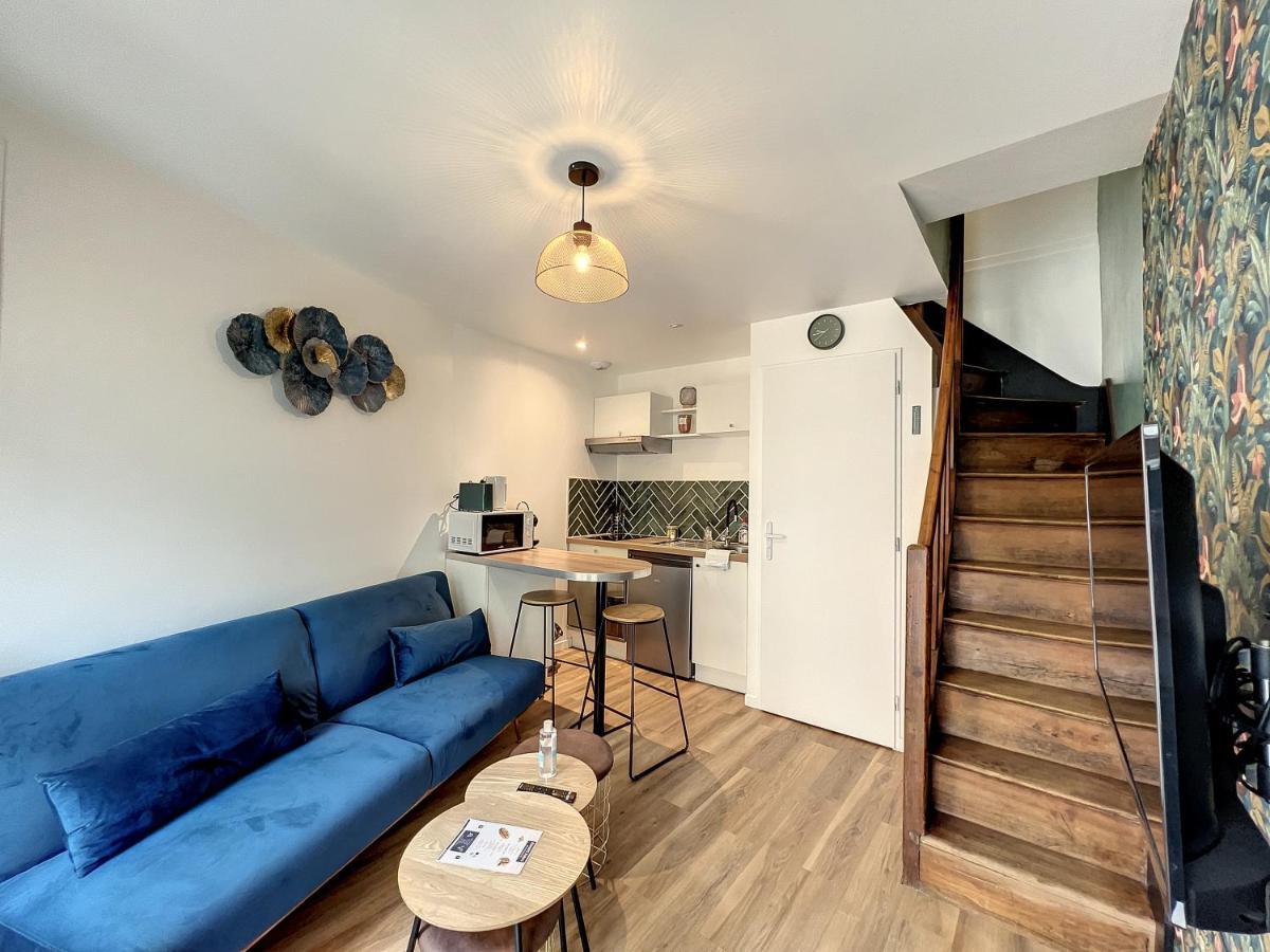 Апартаменты • Cosyhouse By Janna • Terrasse - Wifi Шательро Экстерьер фото